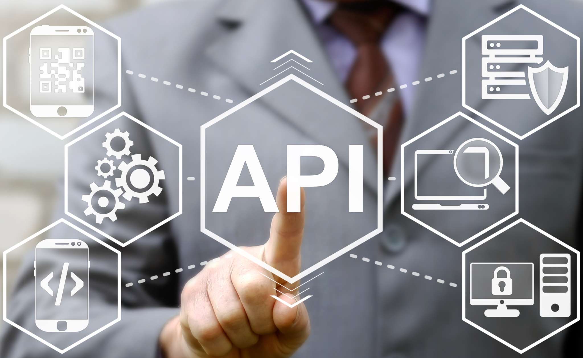 The API World of P&C Insurance: 4 Use Cases